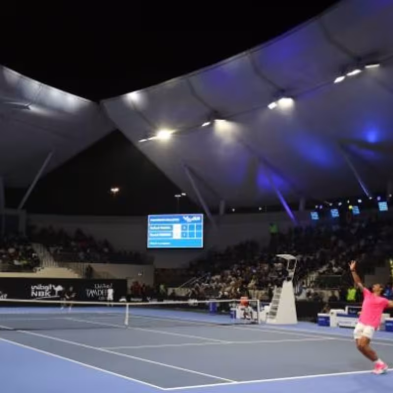 Nadal se impone a Ferrer en Kuwait
