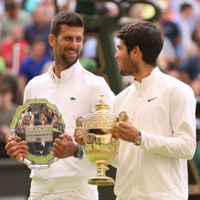 Novak Djokovic y Carlos Alcaraz en Wimbledon 2023. Foto: getty