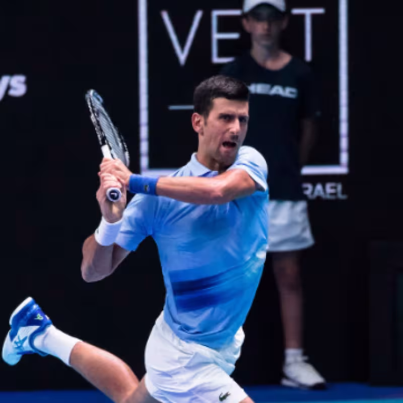 Djokovic entrena ya en París