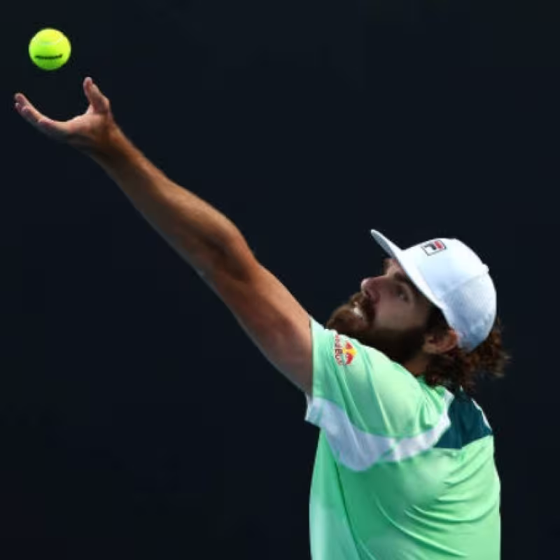 Opelka se crece ante Raonic