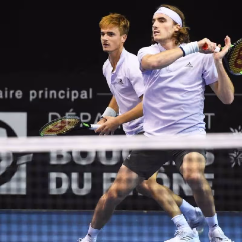 El hermano de Tsitsipas ataca a Murray por sus palabras hacia el griego