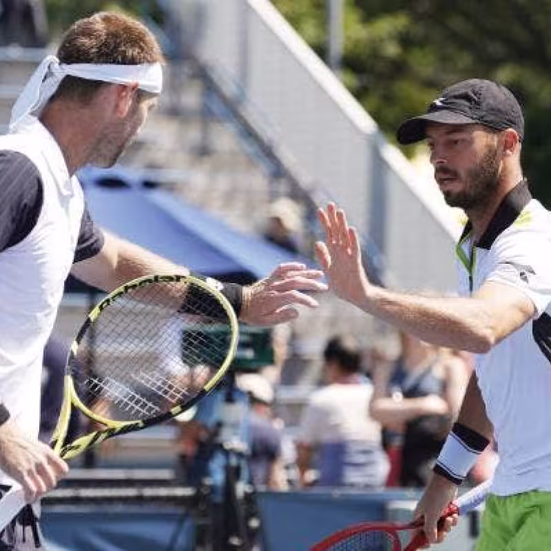 Puetz y Venus sorprenden a Mahut y Herbert y se proclaman campeones en París-Bercy