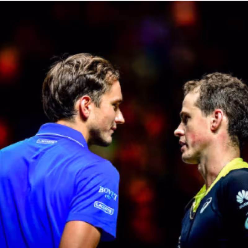 Daniil Medvedev y Vasek Pospisil. Fuente: Getty