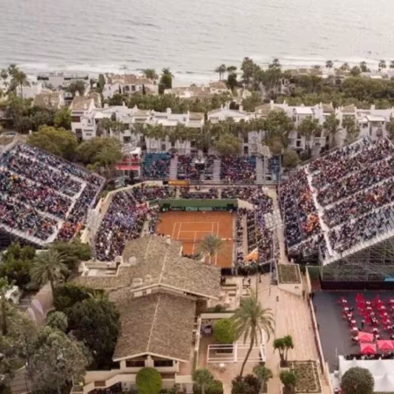 Marbella homenajeará a Manolo Santana en Copa Davis ante Rumanía