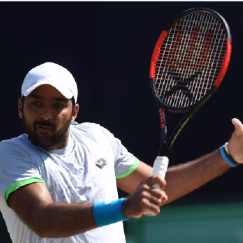 Qureshi jugando por su país. Fuente: Getty