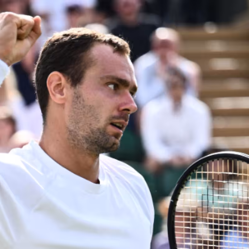 Roman Safiullin en Wimbledon 2023. Foto: Getty