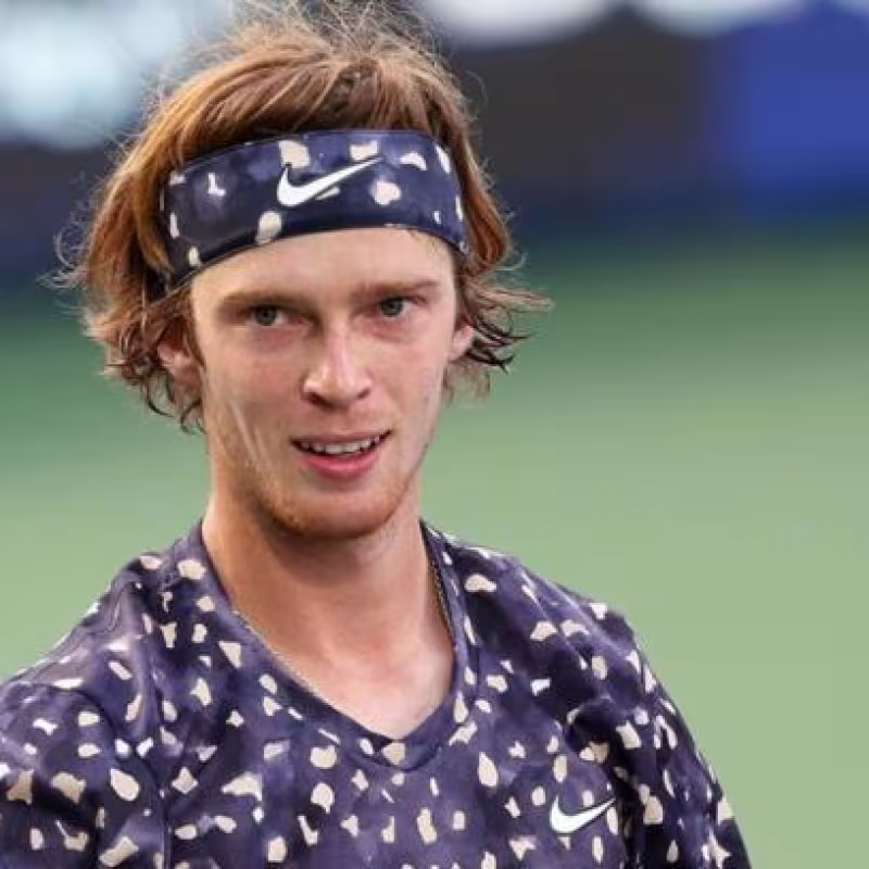 Rublev vuelve a dar negativo en coronavirus