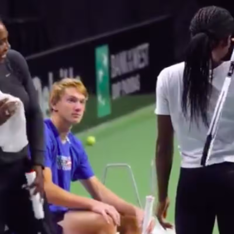 Serena Williams y Cori Gauff entrenan juntas en FedCup