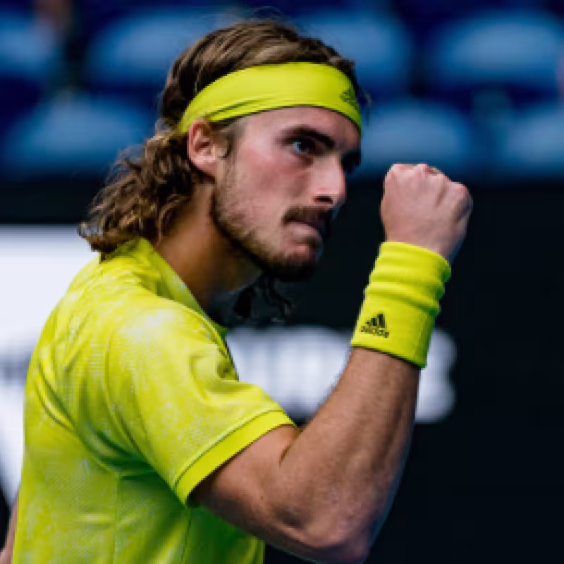 Stefanos Tsitsipas habla en octavos de final del Open de Australia 2021. Foto: gettyimages
