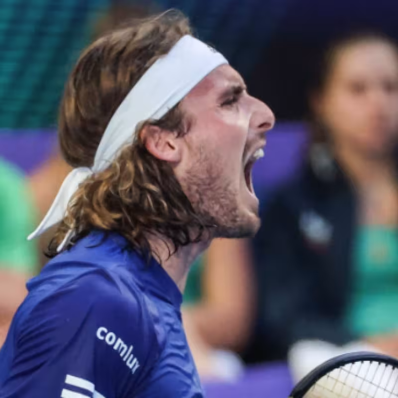 Tsitsipas y Papamichail ponen la ventaja para Grecia