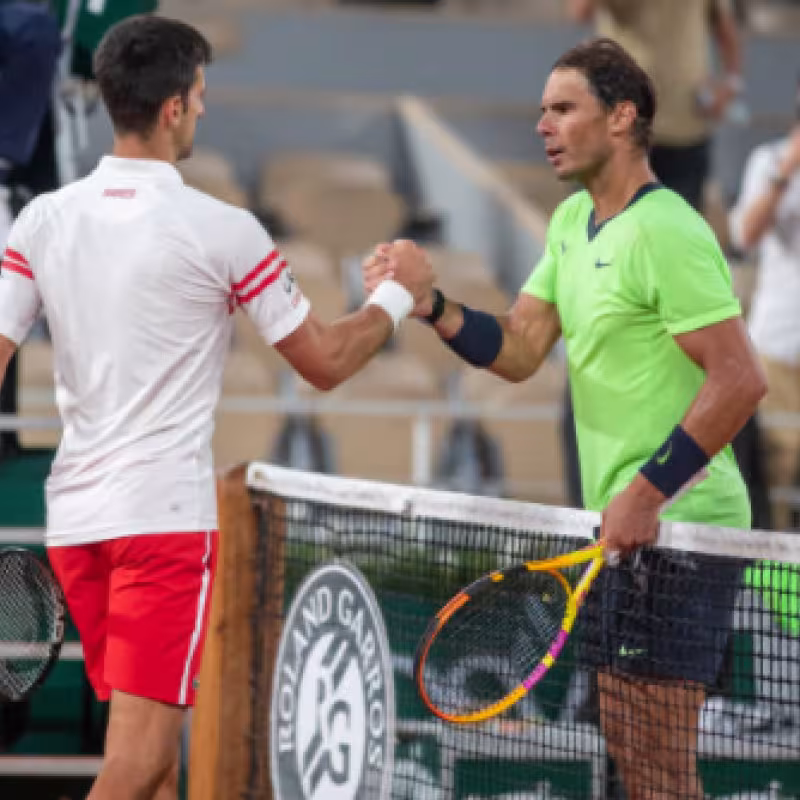 Djokovic y Nadal, tras el partido en Roland Garros. Fuente: Getty