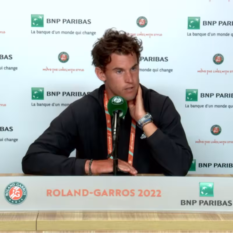 Thiem, abatido en rueda de prensa: "Es doloroso y decepcionante". Foto: Eurosport.