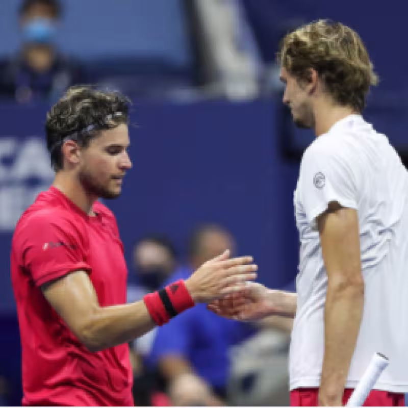 El emotivo saludo entre Thiem y Zverev al término del partido
