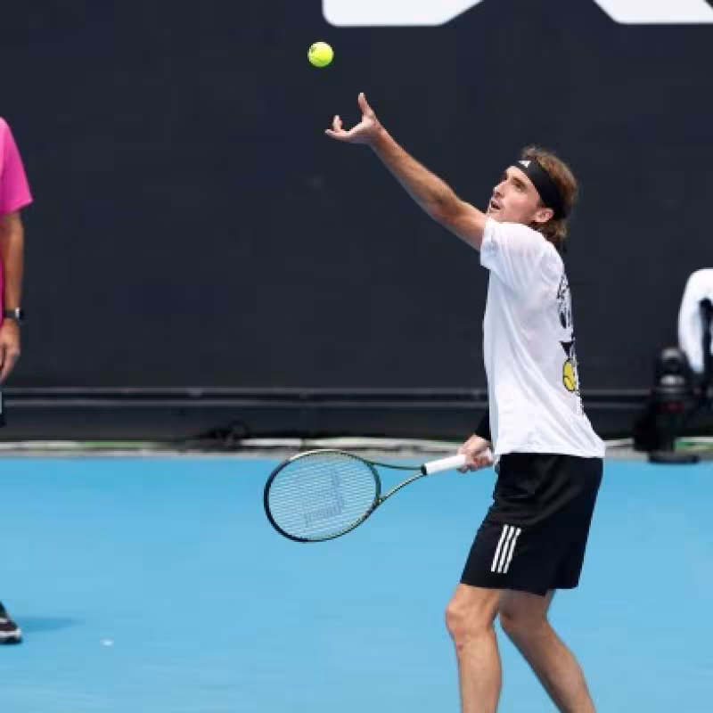 Tsitsipas, sobre Philippousis: "Es esencial para mí, tenemos mucha química"