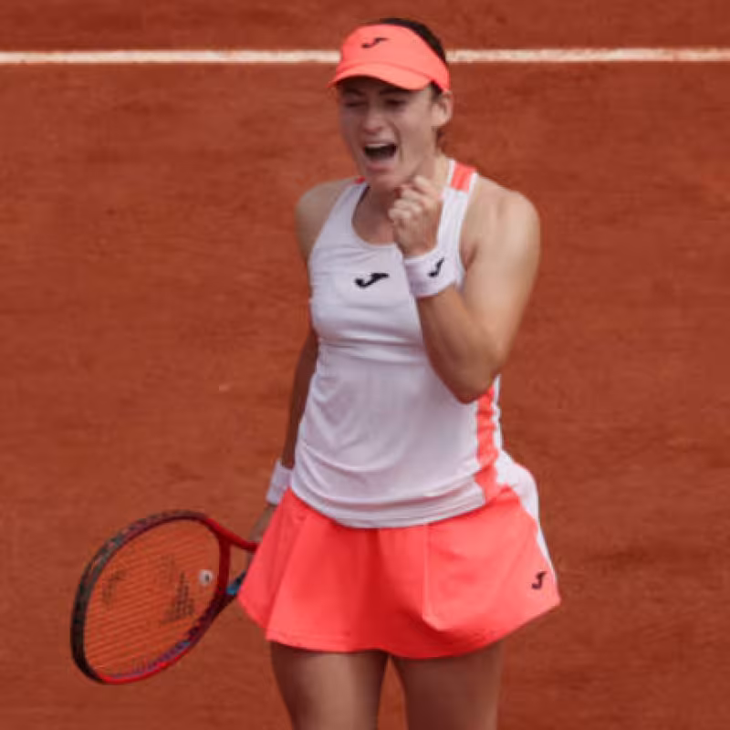 Zidansek, de menos a más para eliminar a Cirstea