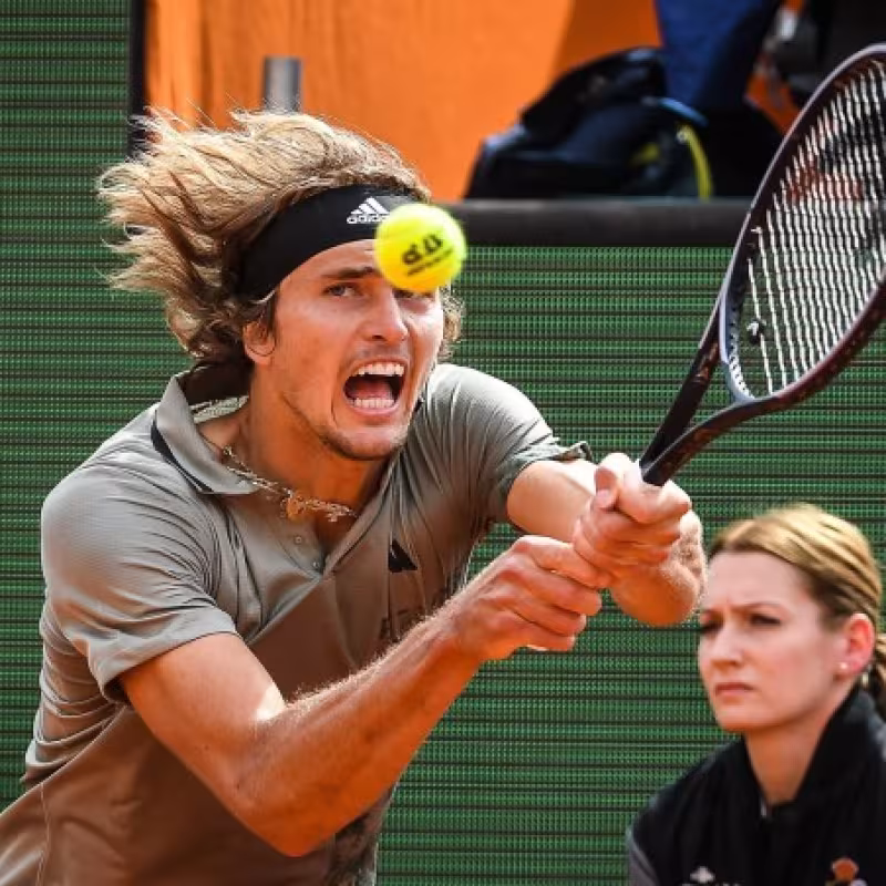 Zverev salva los muebles en su debut en Montecarlo