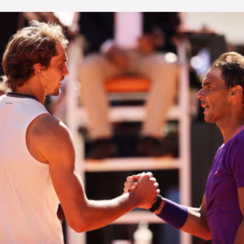 Zverev y Nadal se saludan postpartido. Fuente: Getty