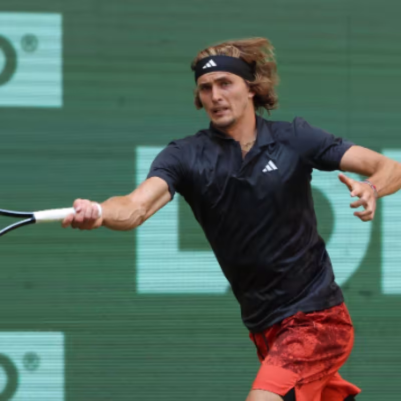 Zverev se deshace de Thiem sin problemas