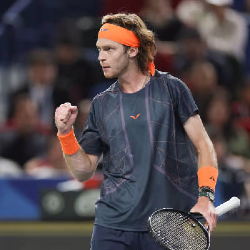 Rublev sobrevive como único top 10 en cuartos de Shanghai