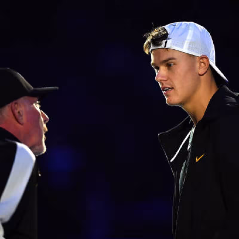 Holger Rune confirma que Boris Becker seguirá siendo su entrenador en 2024