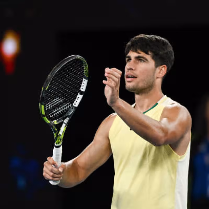 Carlos Alcaraz supera a Agassi en una increíble estadística histórica de precocidad