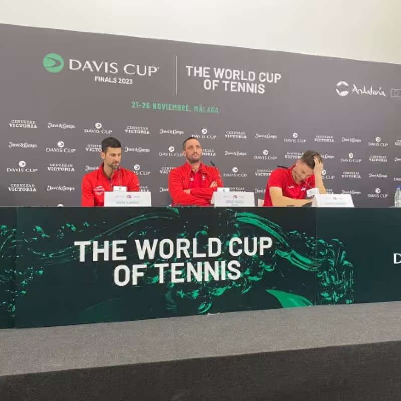 Novak Djokovic, Viktor Troicki y Miomir Kecmanovic en la Copa Davis 2023. Foto: Punto de Break