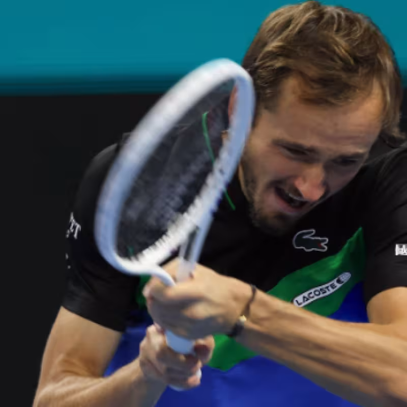 Medvedev carga contra el torneo de Shanghai: "Hasta Indian Wells es más rápido"