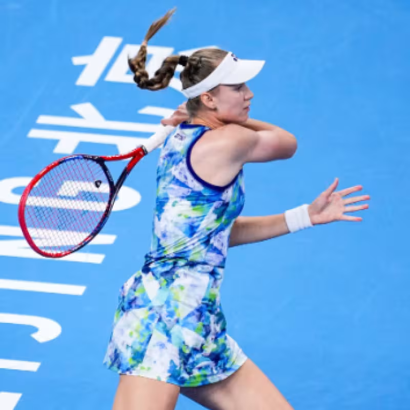 Rybakina castiga a Sabalenka en Pekín