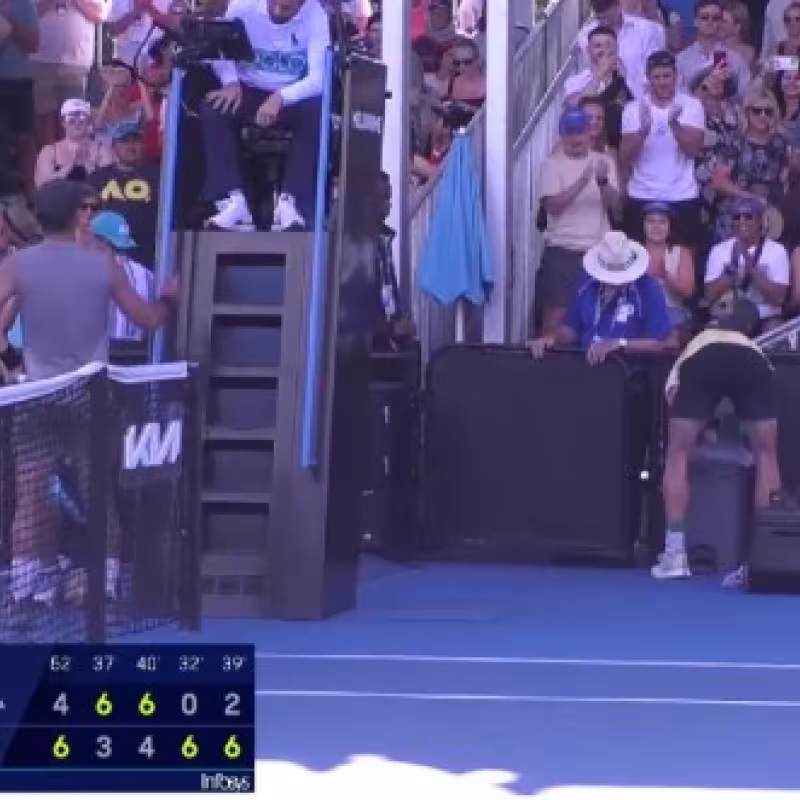 Draper vomita por el calor nada más terminar su partido