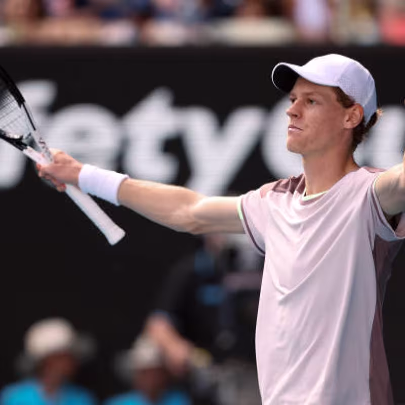 Sinner: "Aprendí mucho de la derrota con Djokovic en semifinales de Wimbledon"