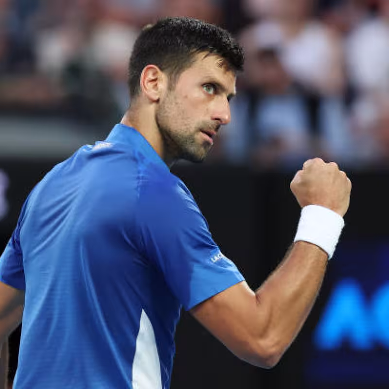 Novak Djokovic gana a Dino Prizmic en Open de Australia 2024. Foto. gettyimages
