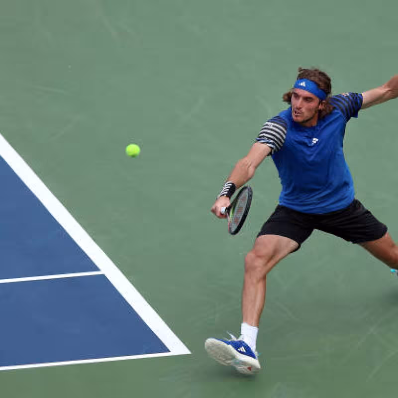 Tsitsipas corta su relación profesional con Philippoussis