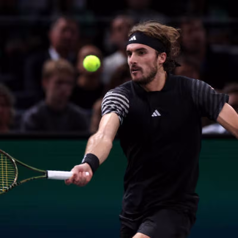 Tsitsipas: "Un par de decisiones malas me alejaron del triunfo, estaba jugando genial"