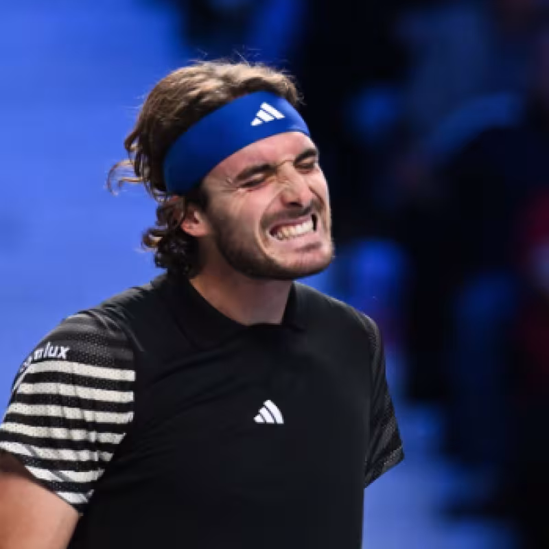 Tsitsipas sigue sin ganar a un Top 10 en 2023