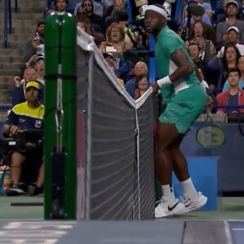 El punto de la polémica: ¿Por qué Tiafoe ganó el punto pese a tocar la red?