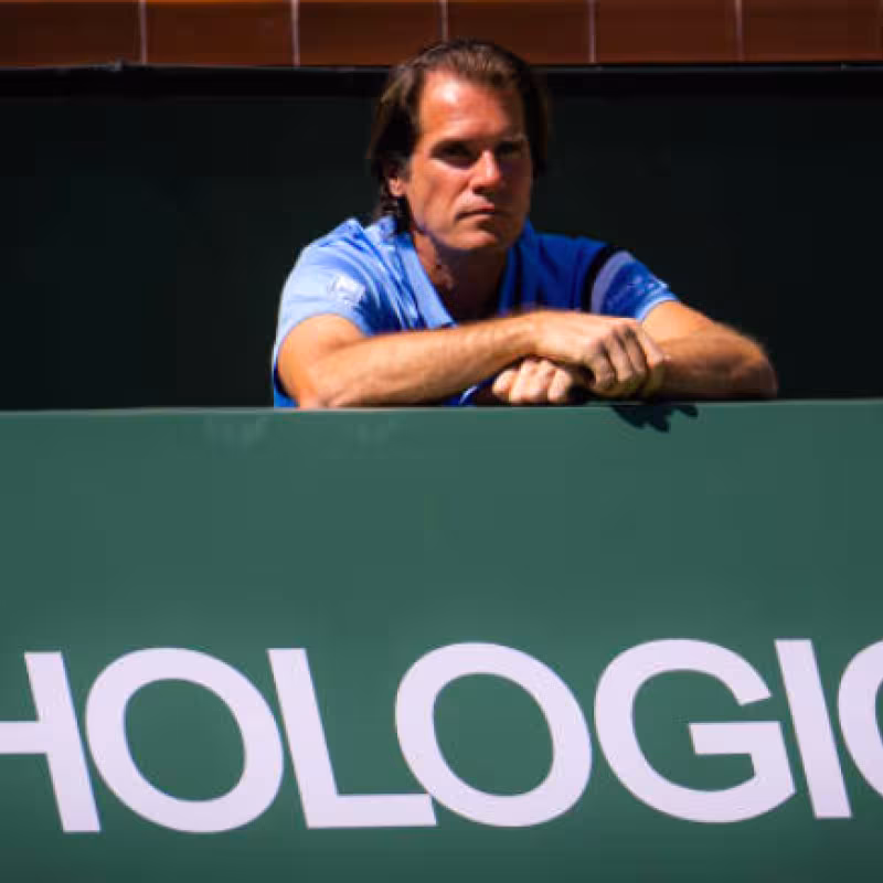 Tommy Haas presenciando un partido. Fuente: Getty