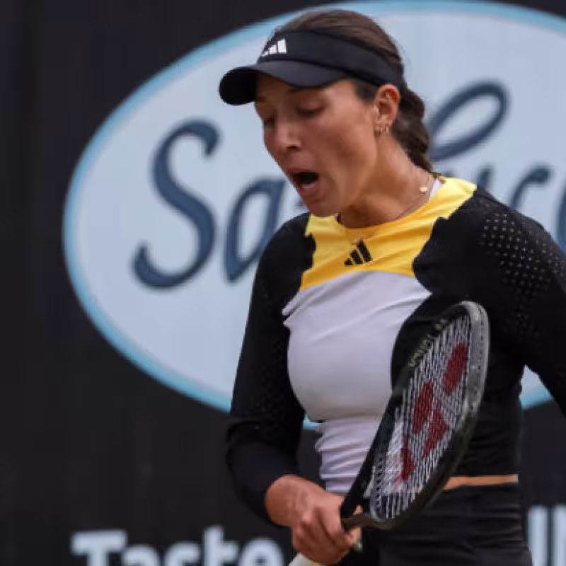 Pegula se hace con el título de Berlín y salva cinco bolas de partido a una gran Kalinskaya en una final dramática