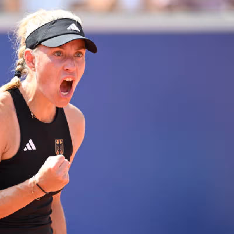 Kerber delays her farewell by defeating Leylah