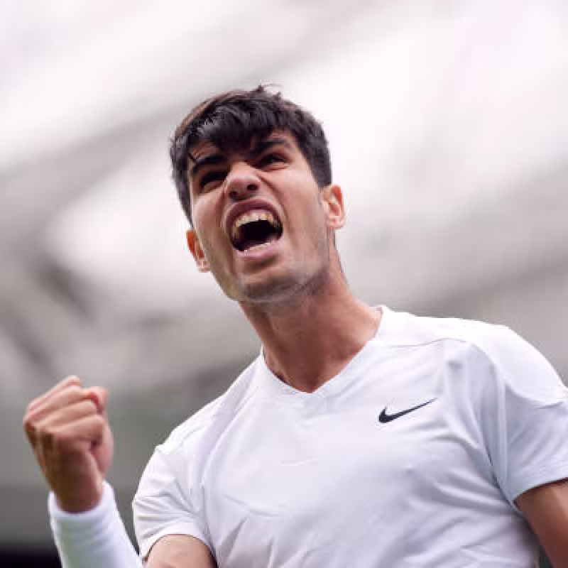 Carlos Alcaraz, en primera ronda de Wimbledon 2024. Foto: gettyimages