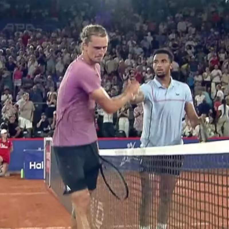 Zverev's tense farewell to Fils after falling to the Frenchman in the final of Hamburg