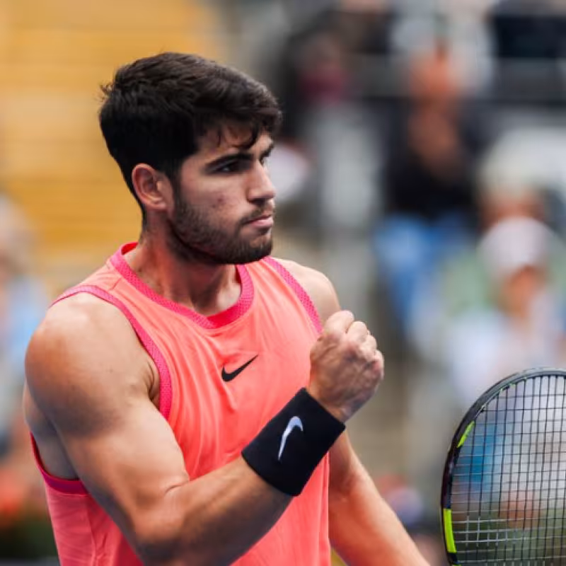 Carlos Alcaraz wins against Perricard in Beijing 2024. Photo: gettyimages