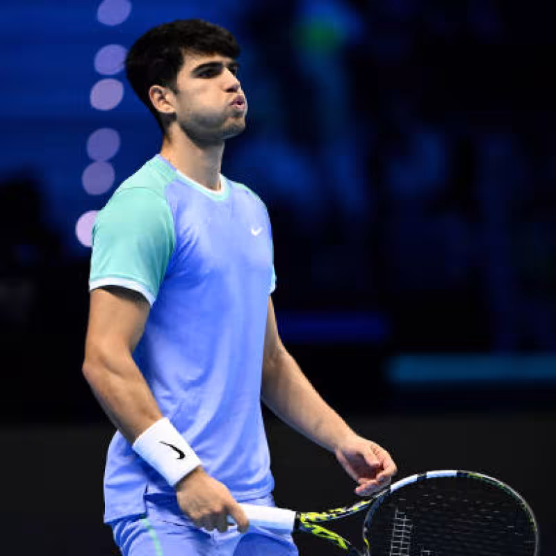 Carlos Alcaraz loses to Ruud at the ATP Finals 2024. Photo: gettyimages