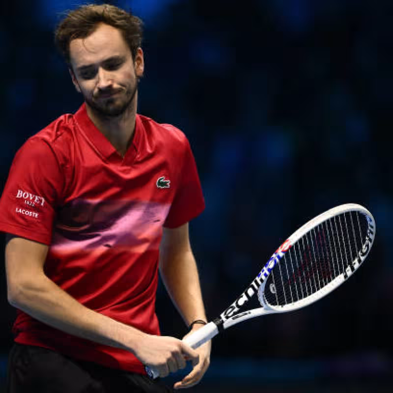 Medvedev signs his first titleless season since 2018. Photo: Getty