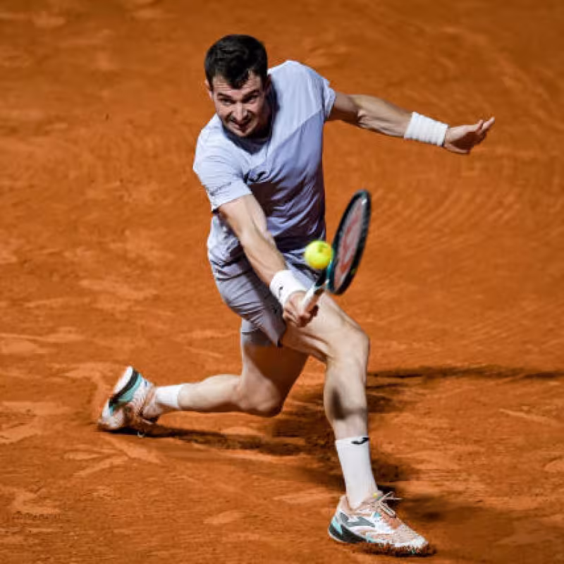 Pedro Martínez plays tennis in Buenos Aires 2025. Photo: getty