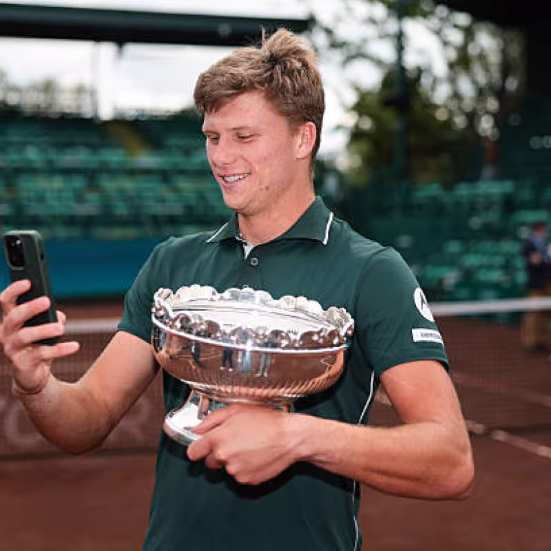 Brooskby enters ATP history by becoming one of the tennis players with the lowest ranking to win a title. Photo: Getty Images