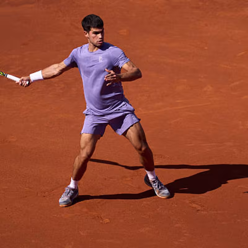 Schedule and where to watch Carlos Alcaraz's next match, quarterfinals of the Conde de Godó 2025. Photo: Getty