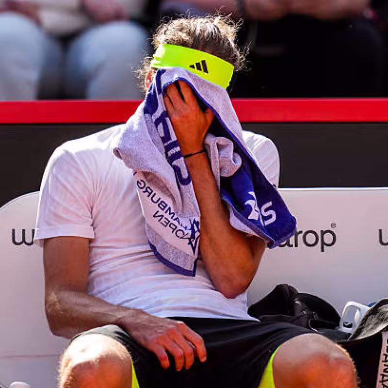 Alexander Zverev loses in Hamburg. Photo: gettyimages.