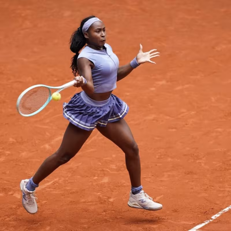 Gauff delivers a painful beating to an unrecognizable Swiatek. Photo: Getty