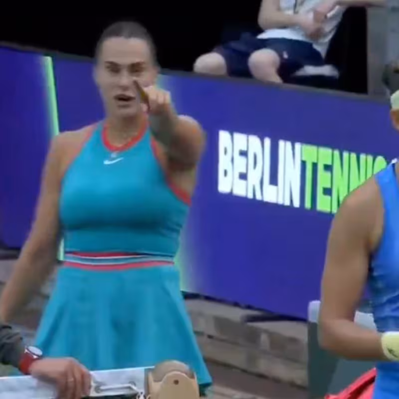Sabalenka, outraged by WTA Berlin 2025: "Do you stop the match because she said it was slippery?" Photo: Getty
