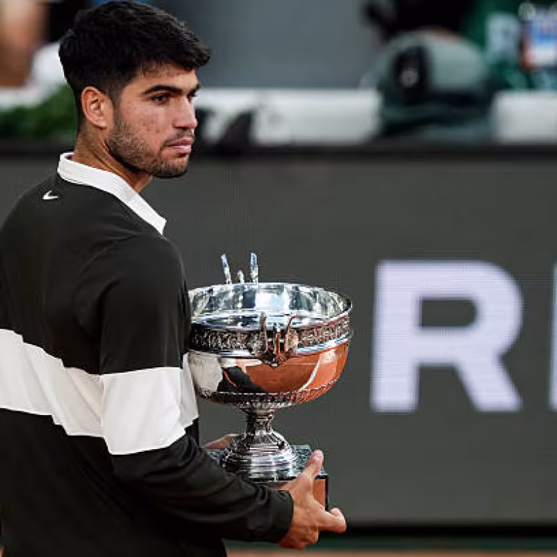The amazing fact of Alcaraz's precocity in winning Roland Garros 2025. Photo: Getty